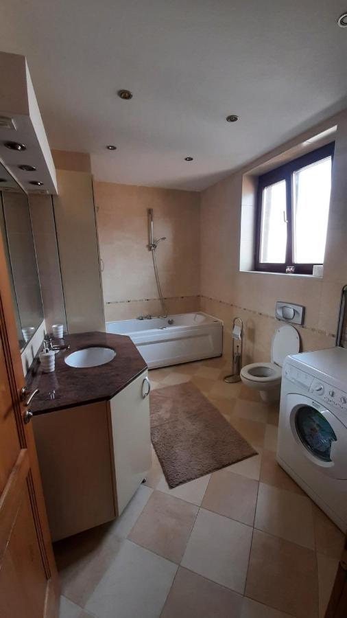 Apartment Aurelio Zenica Exterior foto
